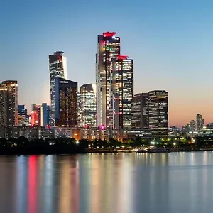https://conrad-seoul.hotels-seoul.net